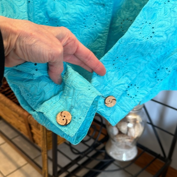 Eyelet Design Jacket - Picture 4 of 6